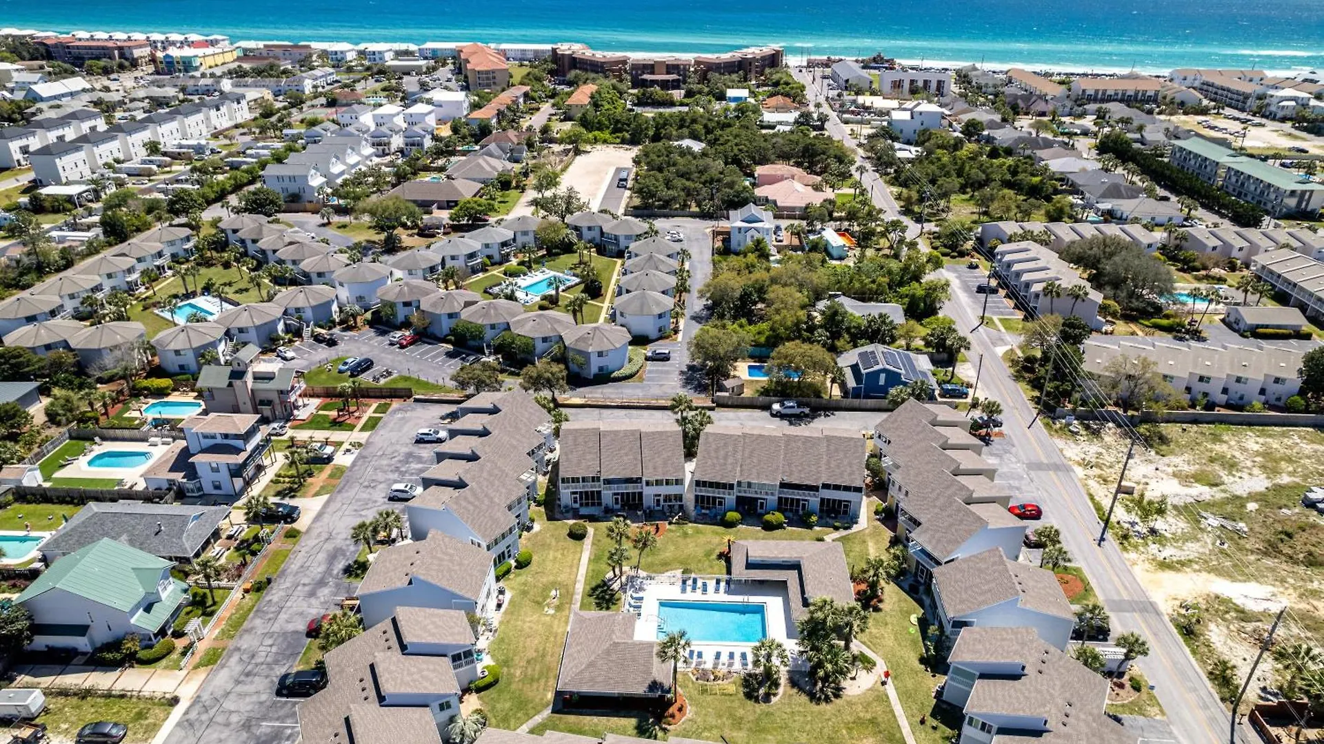 Inlet Reef 212- By Holiday Isle Properties Destin 0*,  United States