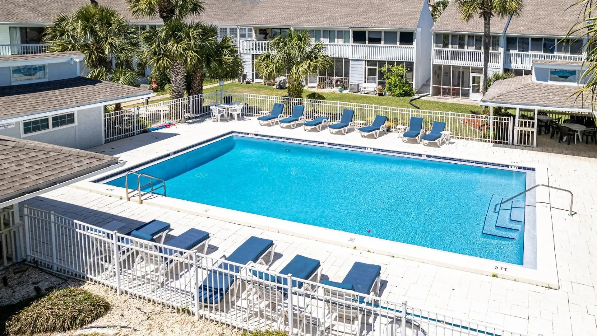 Inlet Reef 212- By Holiday Isle Properties Destin
